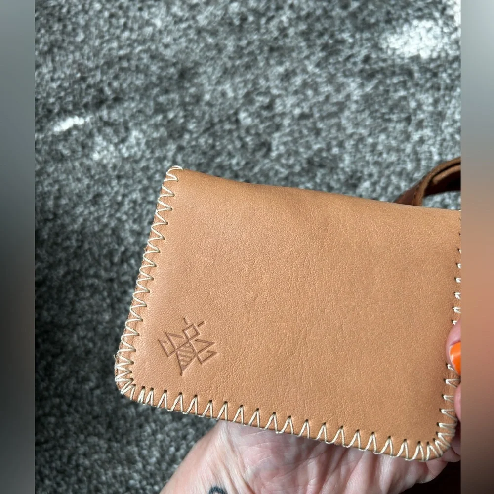 Lyons leather Queen Bees and wallets - Picture 11 of 16